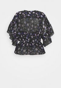 Blusa nera a fiori con maniche corte a volant. Presenta una vita arricciata ed è realizzata in tessuto semi-trasparente con motivi floreali in lilla e blu.