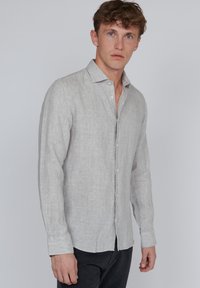 Matinique MARC - Camicia - ghost gray