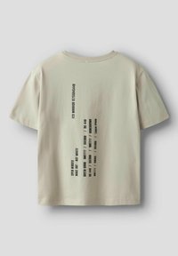 Name it - T-shirt z nadrukiem