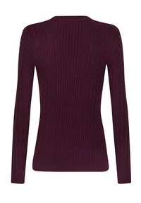 Dunkel lila, kabelstrickartiger Pullover mit langen Ärmeln, gerippten Bündchen und Saum, von hinten gezeigt.