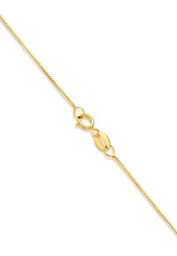Goldkette Armband mit einem schlanken, flachen Design, ausgestattet mit einem sicheren Karabinerverschluss und ovalen Gliederakzenten, die eine glänzende Oberflächenstruktur zur Schau stellen.