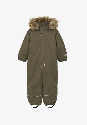 Oliwkowy kombinezon narciarski z kapturem wykończonym sztucznym futrem, dwoma przednimi kieszeniami, elastycznymi mankietami oraz odblaskowymi akcentami przy kostkach. Idealny na chłodne dni.