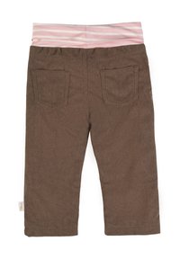 Pantaloni in corduroy marrone con una cintura a strisce rosa e bianche. Presenta due tasche posteriori e un design a gamba dritta.