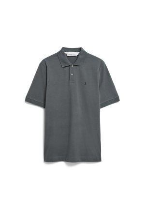 Grijze katoenen polo met een klassieke kraag, twee knopen, korte mouwen en een klein logo-accent op de linkerkant van de borst.