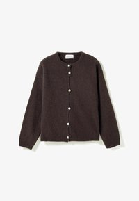 Kijelölve, chocolate