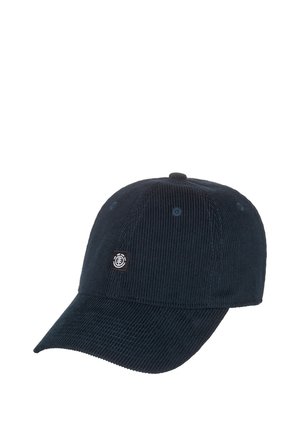 Granatowa czapka bejsbolowa z aksamitu pana o zaokrąglonej koronie, wygiętym daszkiem i czarną naszywką z logo z przodu. Materiał o fakturze z widocznymi żebrami.