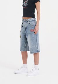 Ed Hardy PANTHER CRAWL  - Shorts di jeans - bleach