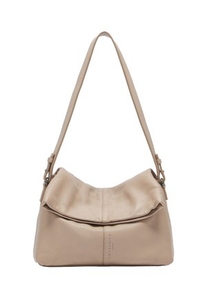 Beige Leder-Schultertasche mit einem lässigen Design, zwei verstellbaren Trägern und einem dezenten geprägten Logo auf der Front. Glatte Textur.