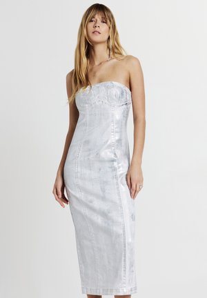 TUBINO SPALMATO - Denim dress - argento