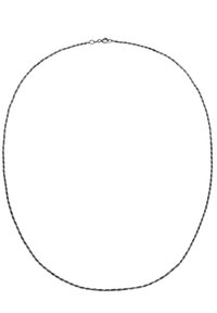Collana a catena in tonalità argento caratterizzata da un design attorcigliato, con una finitura fine e un sicuro gancio a moschettone per la chiusura.