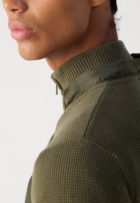 INDICODE JEANS Cardigan - olive