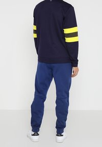 Calvin Klein Performance Sudadera - olive