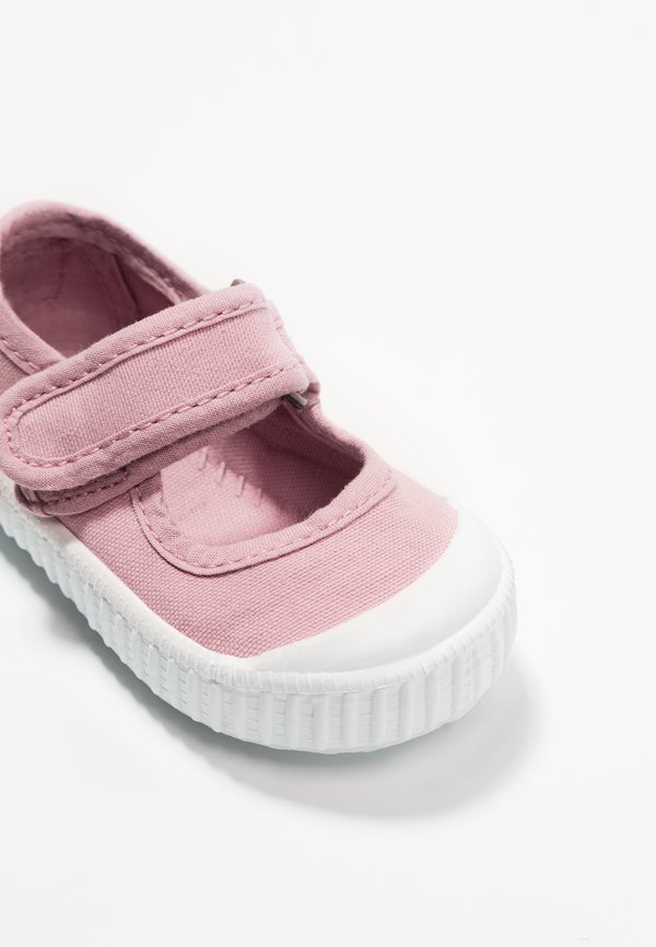 Riemchenballerina – nude