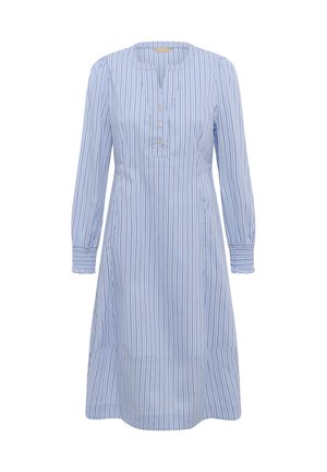 Kék csíkos ruha hosszú ujjakkal, gombos elejjel és összegyűrt mandzsettával. Könnyű anyagból készült, függőleges csíkokkal és oldalzsebekkel.
