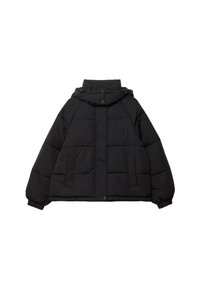 Giubbotto invernale nero con cappuccio, dotato di chiusura a bottoni, ampie tasche frontali, texture trapuntata e polsini elasticizzati.
