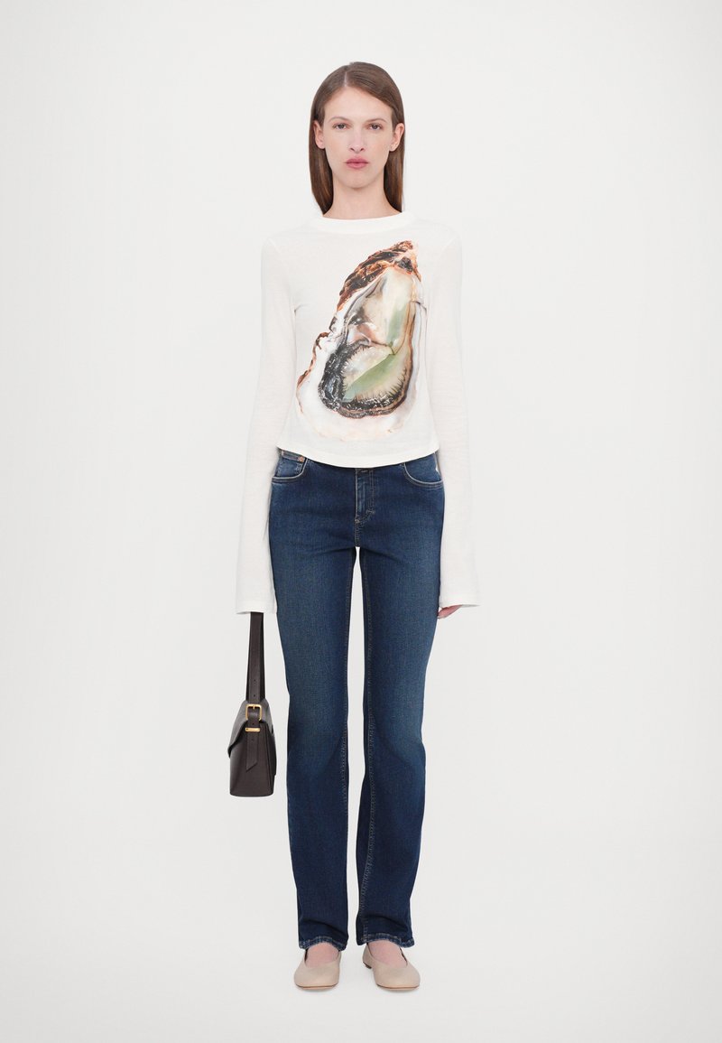 A.W.A.K.E. MODE OYSTER GRAPHIC LONG SLEEVE TEE - T-shirt à manches longues - off white