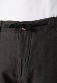 INDICODE JEANS Nohavice - black