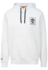 Vit Timberland-hoodie med svarta snören, framficka i kängurustil och svart logotypfåll på vänster bröst och ärmslut.
