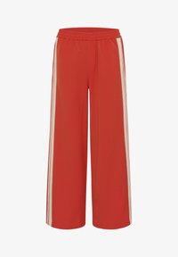 Atlasīts, valiant poppy