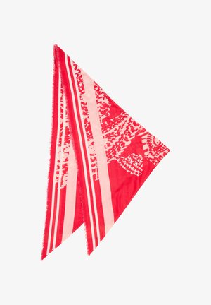 Rode driehoekige sjaal met een opvallend gestreept patroon in verschillende tinten rood en roze, afgewerkt met franjes en een gladde textuur.