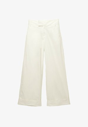 Pantaloni a gamba larga in morbido tessuto color crema. Presentano una vita liscia e orli arrotolati. Tessuto liscio con un design pulito e minimalista.