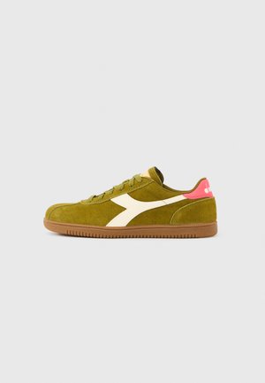 TOKYO UNISEX - Sneaker low - wild lime green