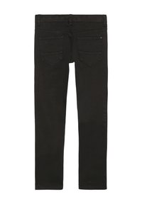 Jeans in denim nero con una vestibilità slim, dotati di due tasche posteriori con design curvato e una vita standard. Texture liscia.