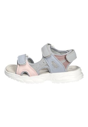 Dziecięca sandałka z odkrytymi palcami, z różowymi, szarymi i niebieskimi paskami, z zapięciami na rzepy oraz grubą, białą, wyściełaną podeszwą.