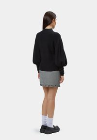 INFLUENCER Strickpullover - black