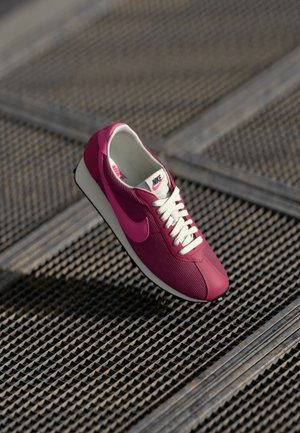 LD 1000 SE - Sneakers laag - sweet beet/pinksicle/sail/black