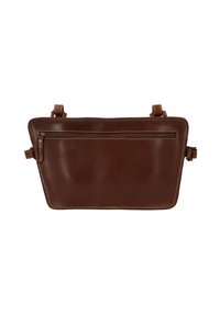 Bruine leren schoudertas met een ritszak aan de voorkant, plat ontwerp, contrasterende stiksels en verstelbare schouderbanden. Gladde textuur en slanke vorm.