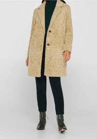 Esprit Halflange jas - light yellow