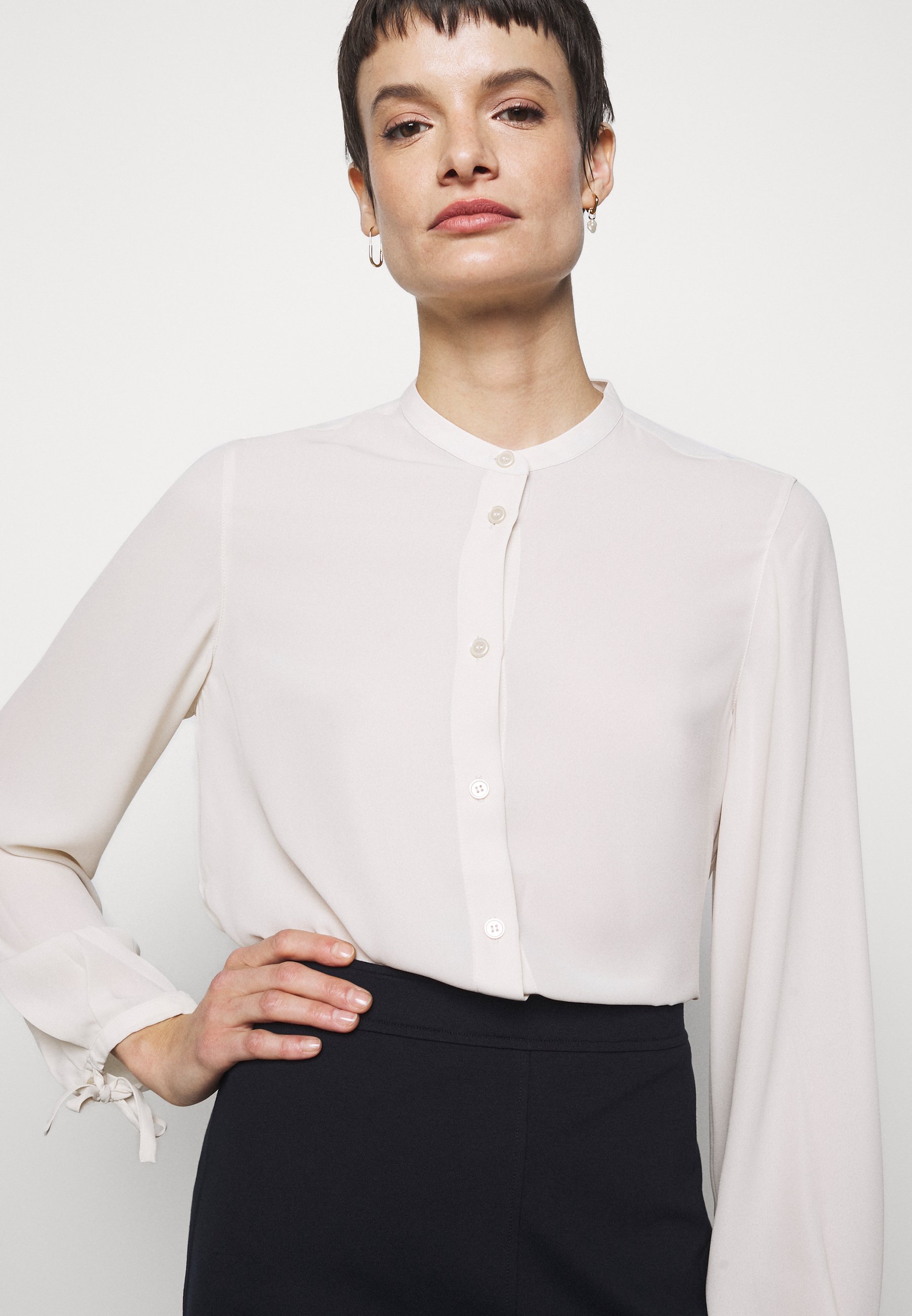 Filippa K GIA BLOUSE Bluser ivory Zalando.no Filippa K TAMMY - Skjorte - ivory