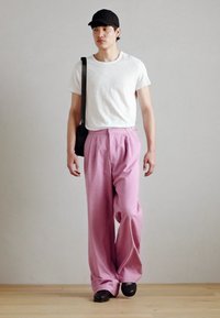 Heathe KOLAWOLE TROUSERS - Hlače - pink