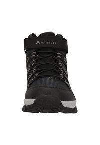 Schwarzer Mid-Top-Wanderschuh mit Obermaterial aus strukturiertem Stoff, verstärkter Zehenkappe und grauen Akzenten. Ausgestattet mit Schnürsenkeln und einem Velcro-Fußgelenkriemen.