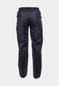 Schwarze wasserdichte Hose mit elastischem Bund und Druckknöpfen an den Beinabschlüssen, von hinten vor neutralem Hintergrund gezeigt.