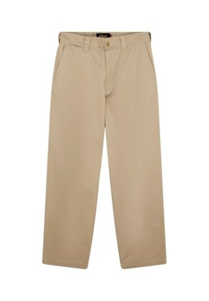 Pantaloni beige a gamba dritta con passanti per cintura, bottone frontale, chiusura con zip e tasche laterali, mostrati su sfondo bianco.