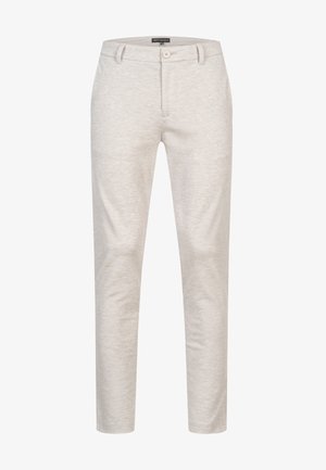 Pantaloni in cotone grigio chiaro con taglio dritto, dotati di chiusura a singolo bottone e tasche frontali per praticità. Texture morbida.