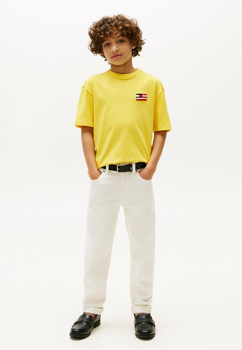 Tommy Hilfiger - FLAG LOGO - Camiseta estampada - star fruit yellow, Ampliar