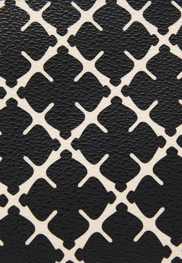 BAE SMALL - Wash bag3