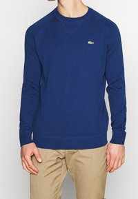 Lacoste LIVE Stickad tröja - dark blue
