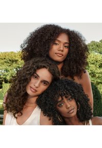 Aveda BE CURLY ADVANCED™ CURL ENHANCER CREAM - Styling - -