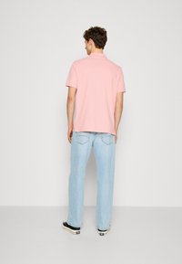 GANT REGULAR FIT - Polo marškinėliai - bubbelgum pink