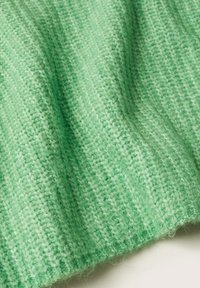 Mango Sweter