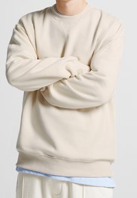 Bershka Sweatshirt - white