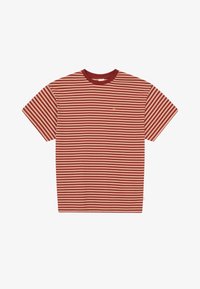 T-shirt κοντομάνικο, με στρογγυλή λαιμόκοψη, σε λευκό φόντο με οριζόντιες κόκκινες και μπεζ ρίγες και μικρή χρυσή κεντημένη λεπτομέρεια στο στήθος.