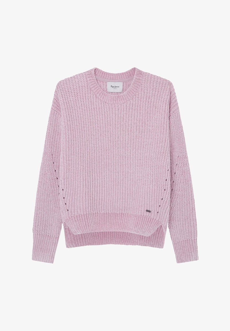 Pull tricoté rose clair avec manches longues, poignets et ourlet côtelés, encolure ronde, et petit détail perforé sur les côtés.