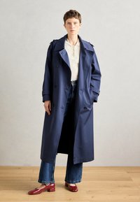 ÁNGEL ALARCÓN Bailarinas con hebilla - rubino