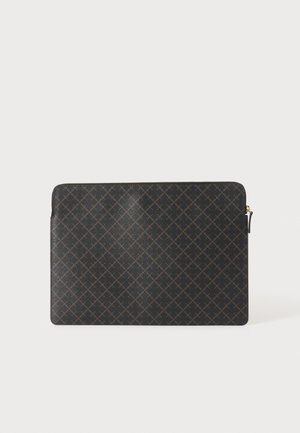 By Malene Birger, IVYS LAPTOP - Dataveske - dark chokolate