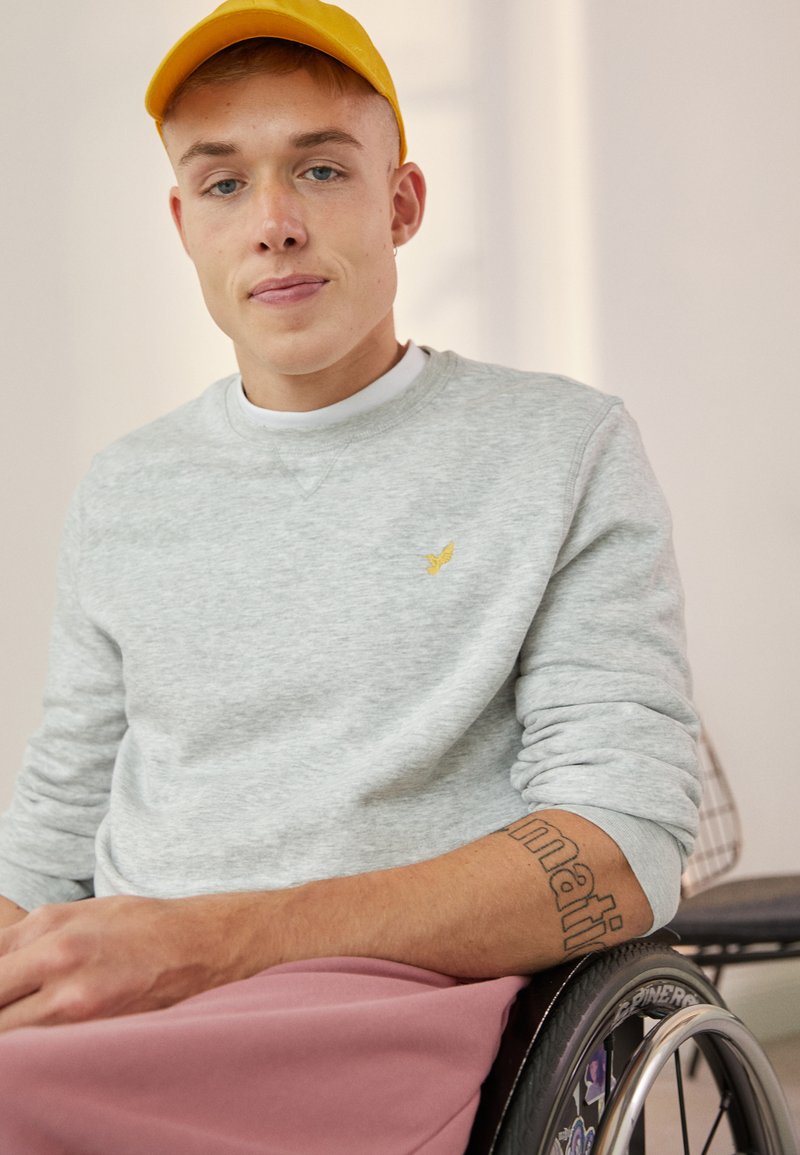 Pier One Pusa mottled light grey/hajutatud helehall Zalando.ee